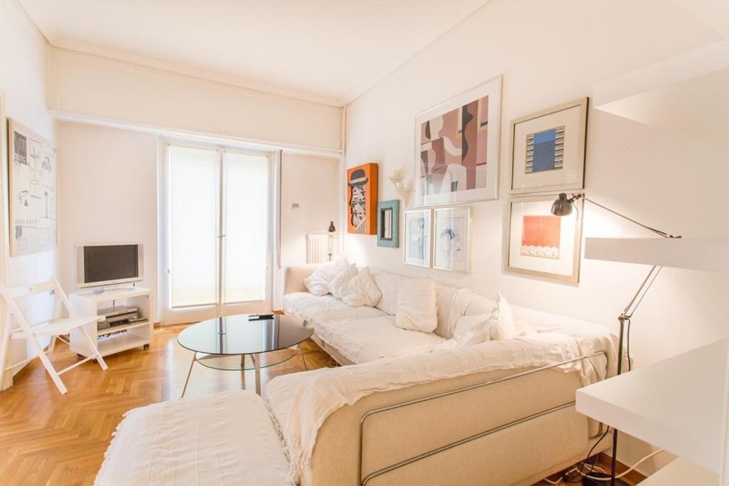 A Cozy Apt In Kolonaki Of Αθήνα Εξωτερικό φωτογραφία